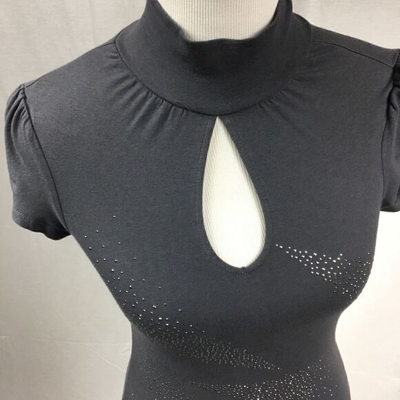 Express XS gray fitted keyhole front tee short sleeve studded pattern em… - Picture 2 of 7